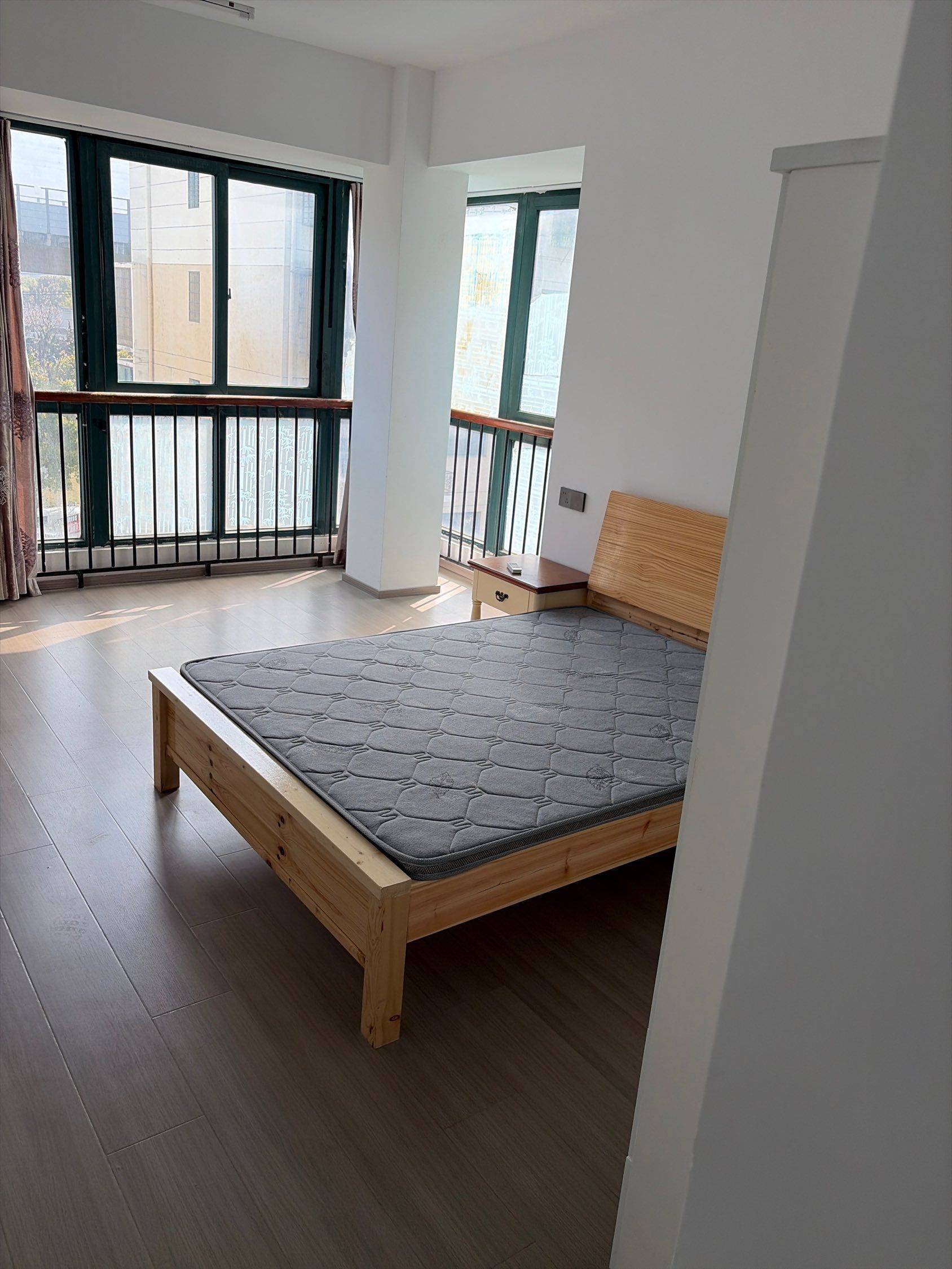 Longwan 罗华景园