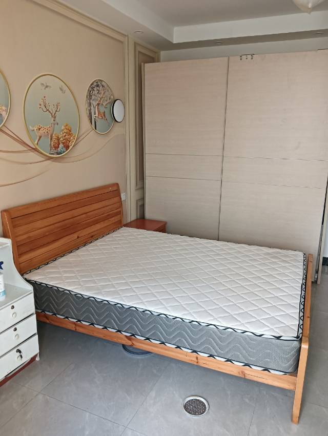 宝山 胡欣苑-28号楼