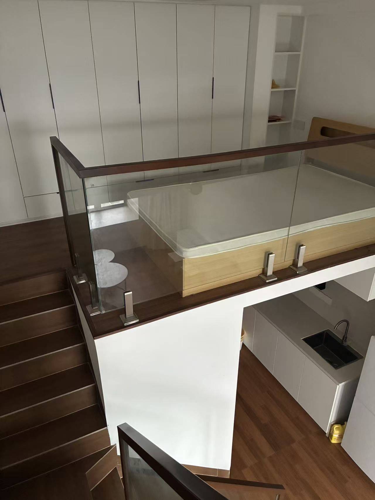 自己房子出租小海整租房源2