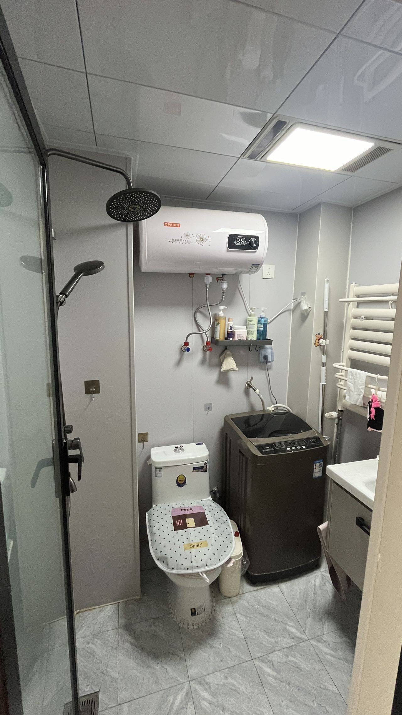 你压到我腿毛了整租房源3