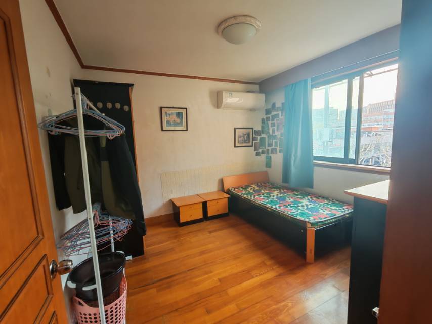 Hongkou 平型关路669弄