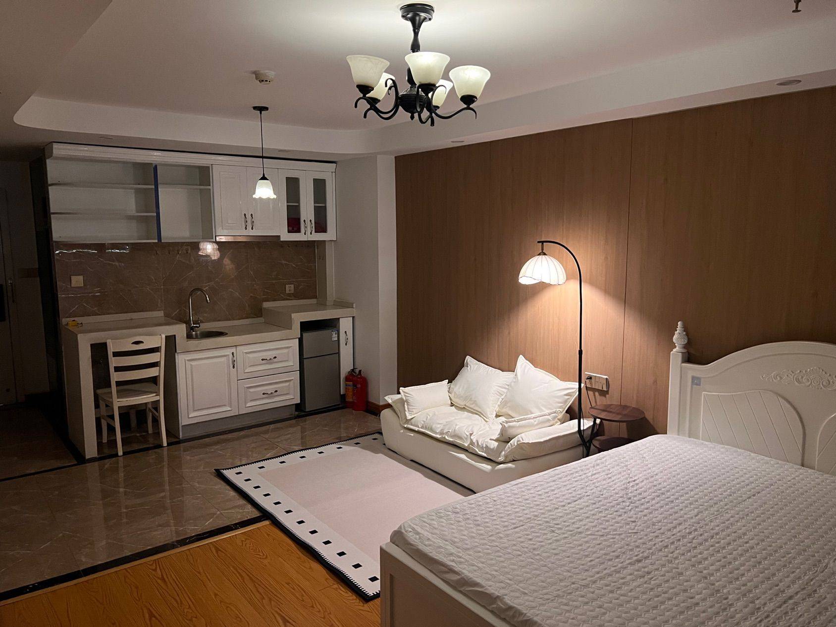 深夜火锅第一人整租房源2