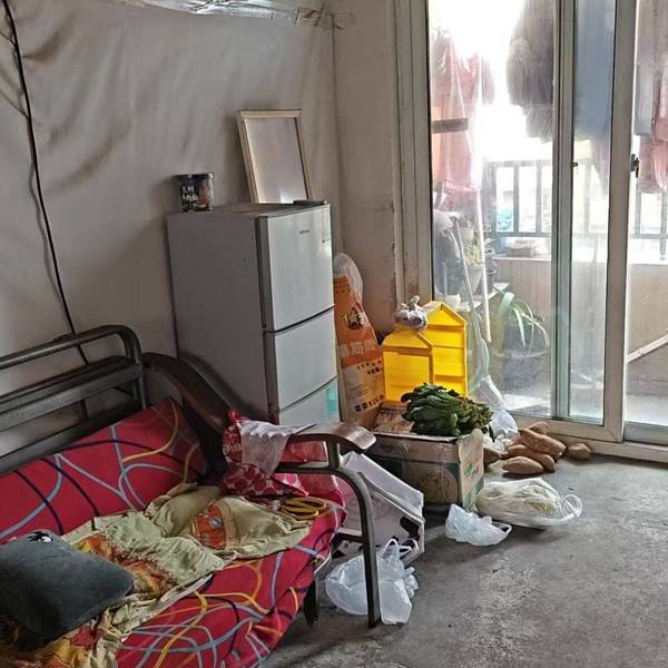 孤灯~寒照雨整租房源1