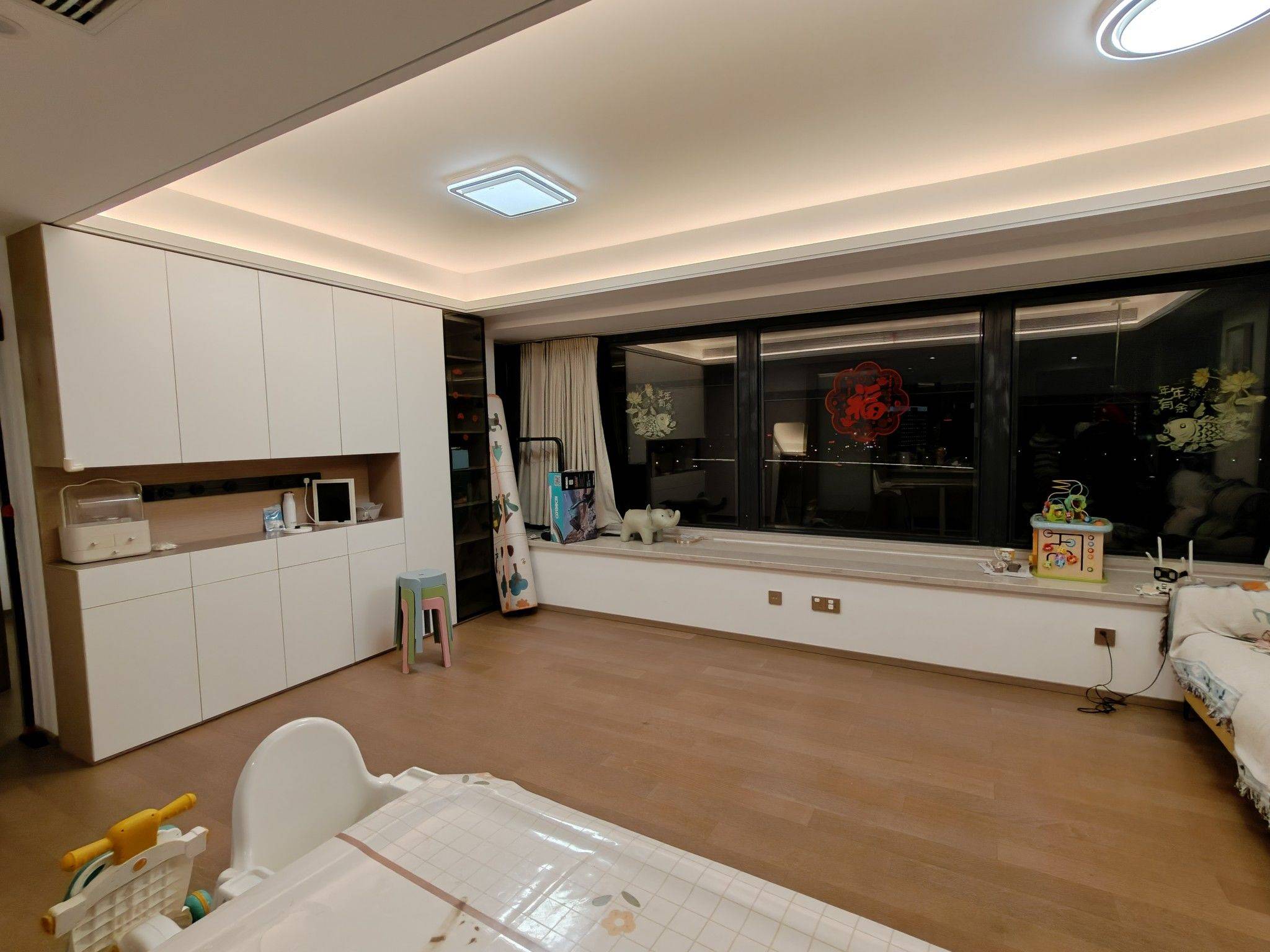 宝山 四季都会荣万悦宁苑