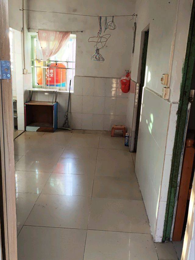 东城 涡岭商业街东三巷-13号楼