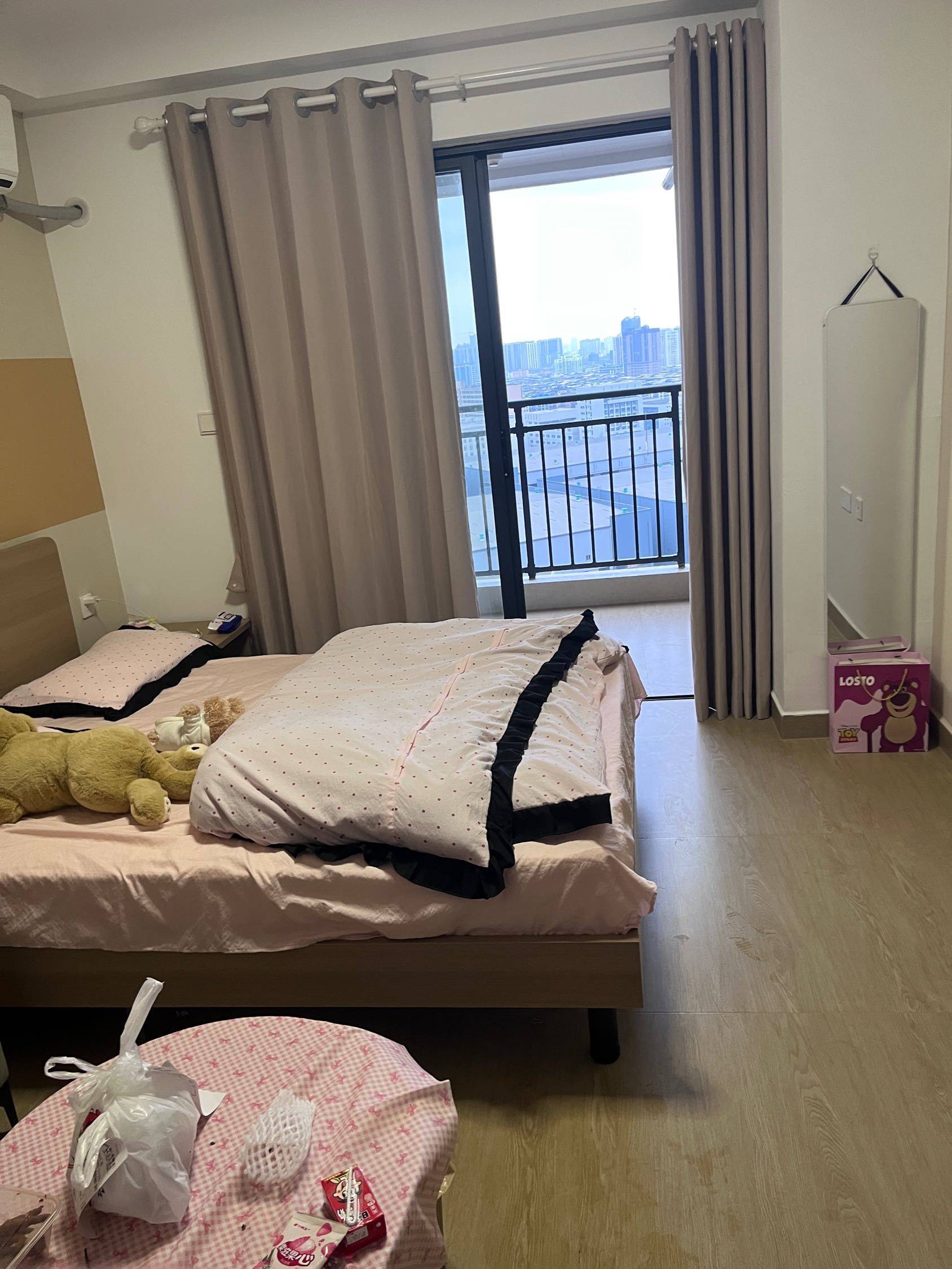 西鄉塘區 轨道心圩公寓