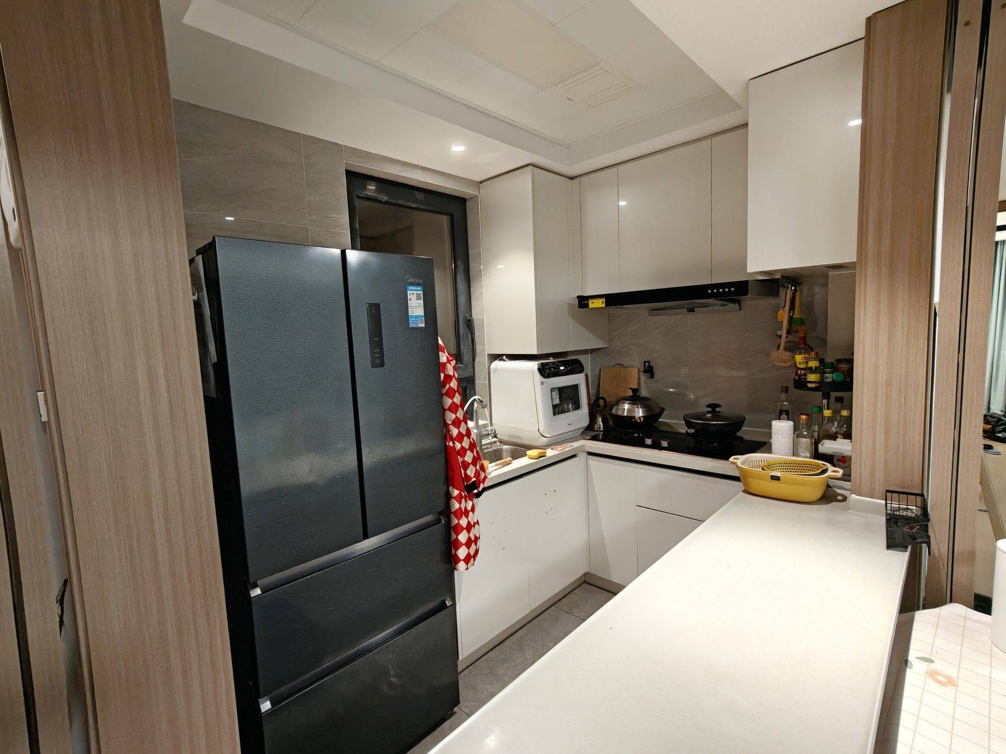 宝山 四季都会荣万悦宁苑