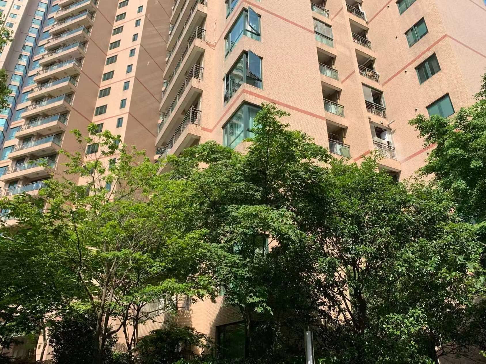 長寧 仁恒河滨花园