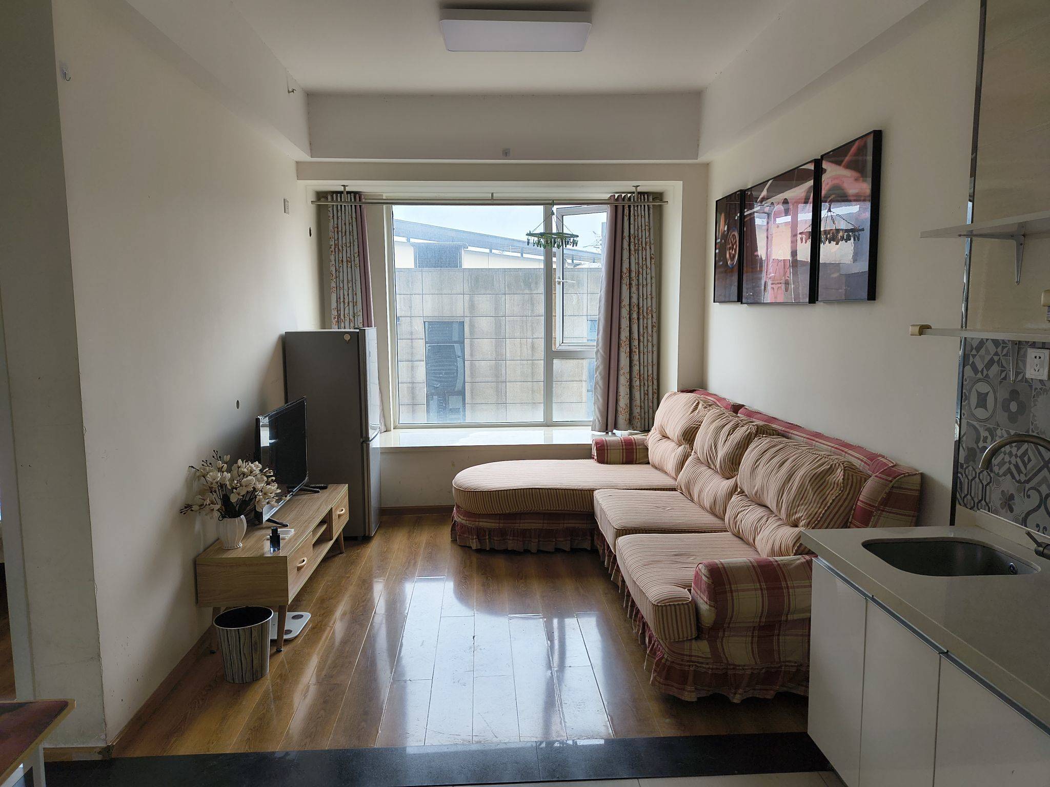 龍泉驛 凯德卓锦万黛