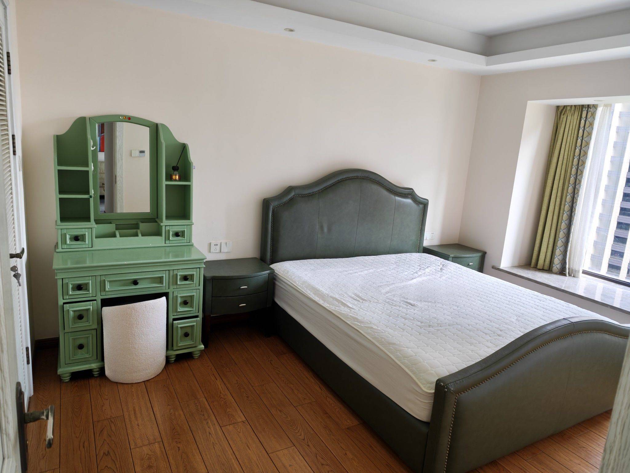 啦啦啦整租房源1