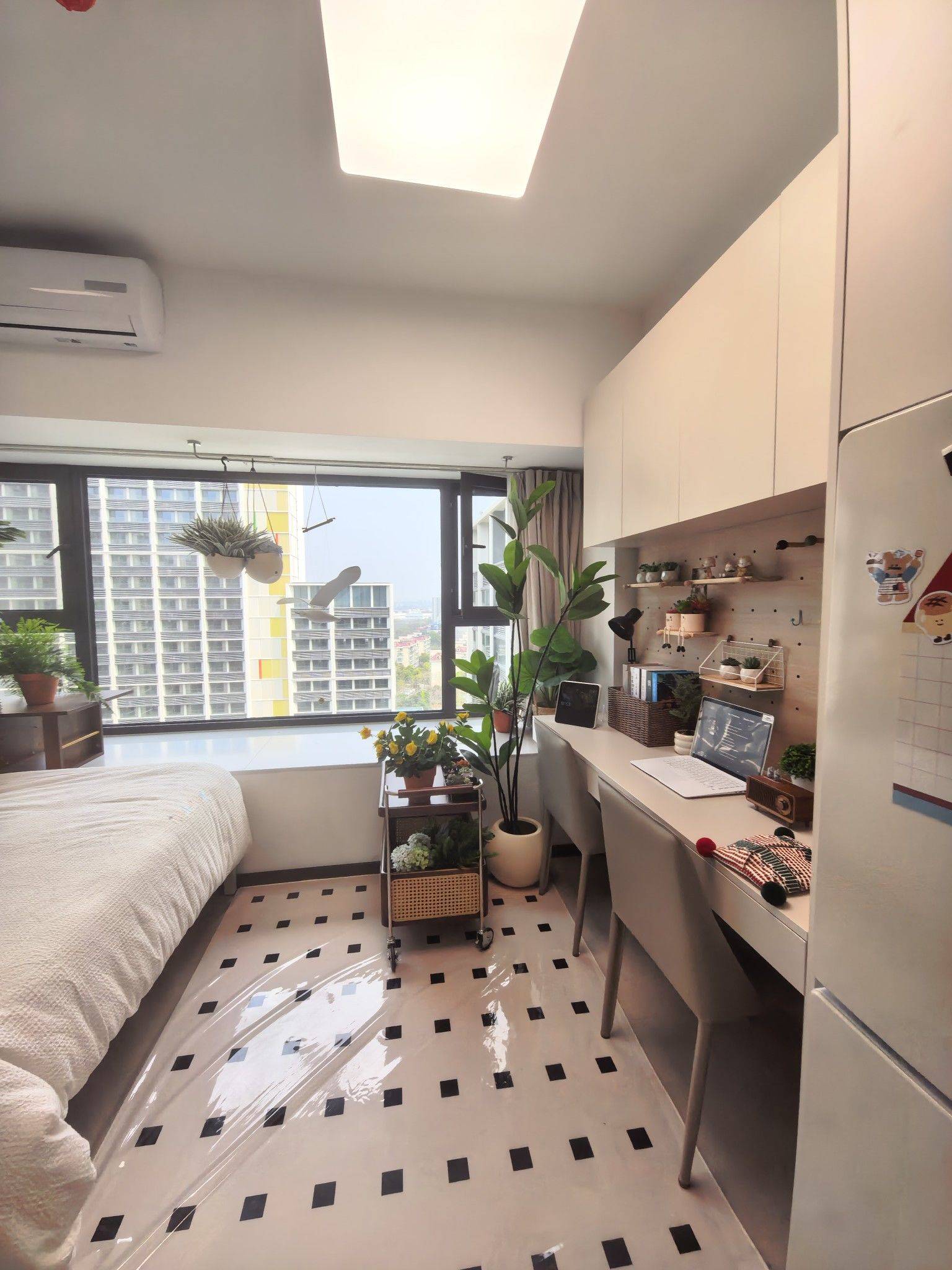 Putuo 伟龙商务楼