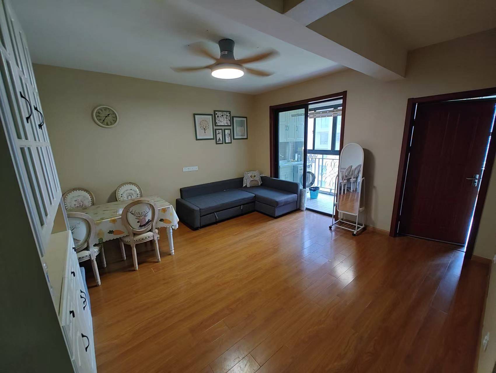 Xiangcheng 水韵花都家园