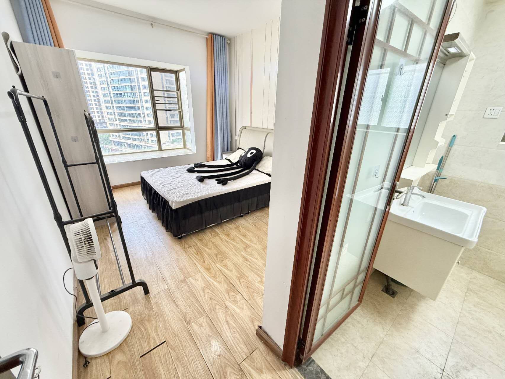 铲屎官整租房源1