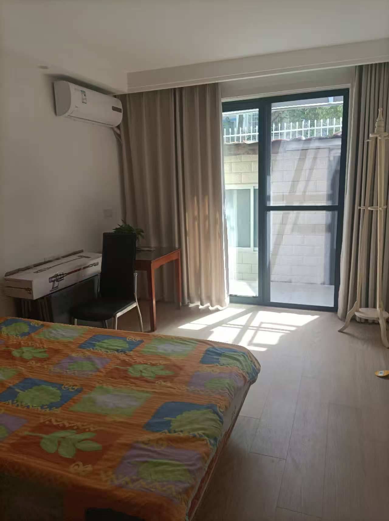 吧唧一口吃不了整租房源2