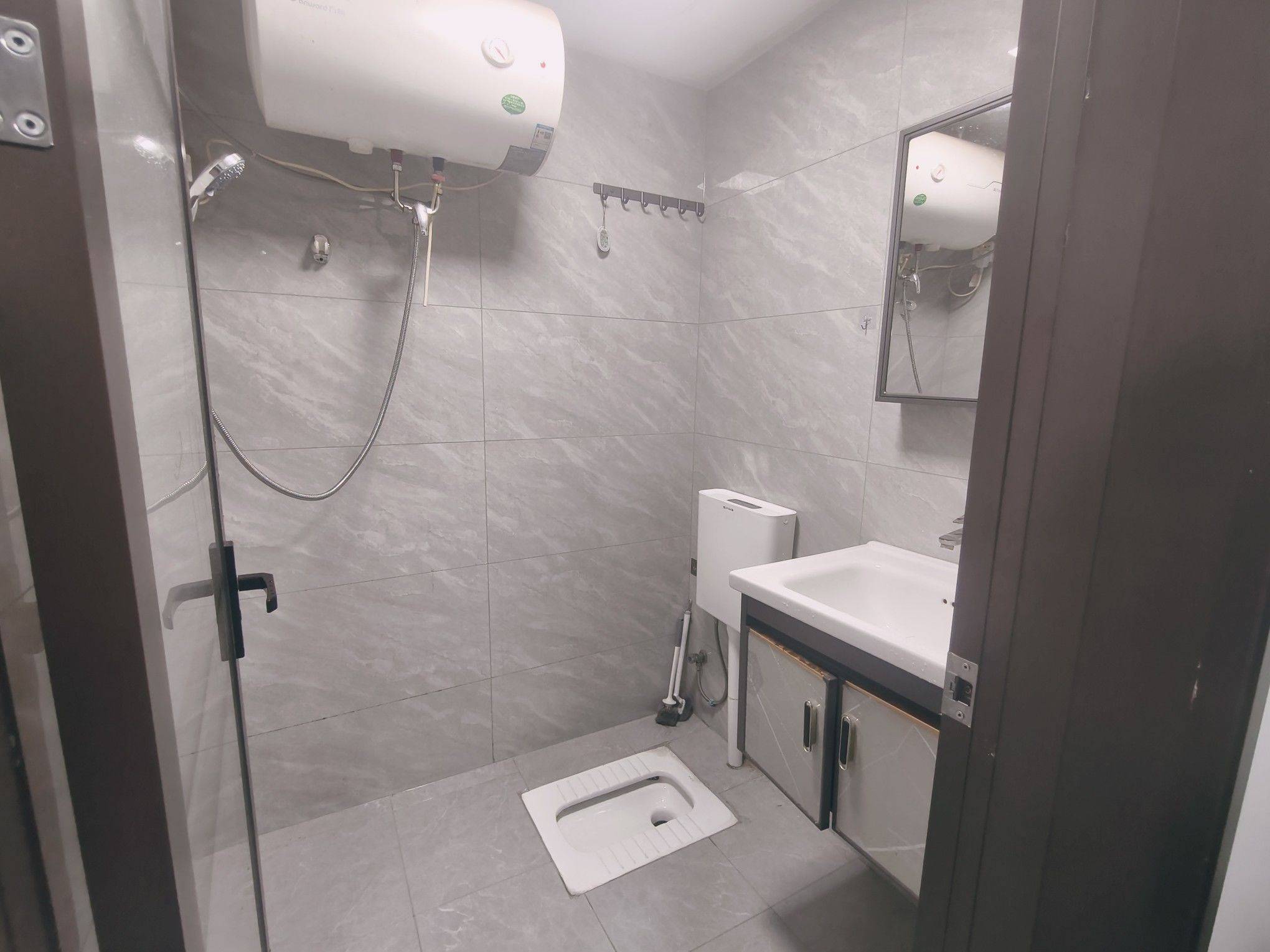 电梯公寓整租房源3