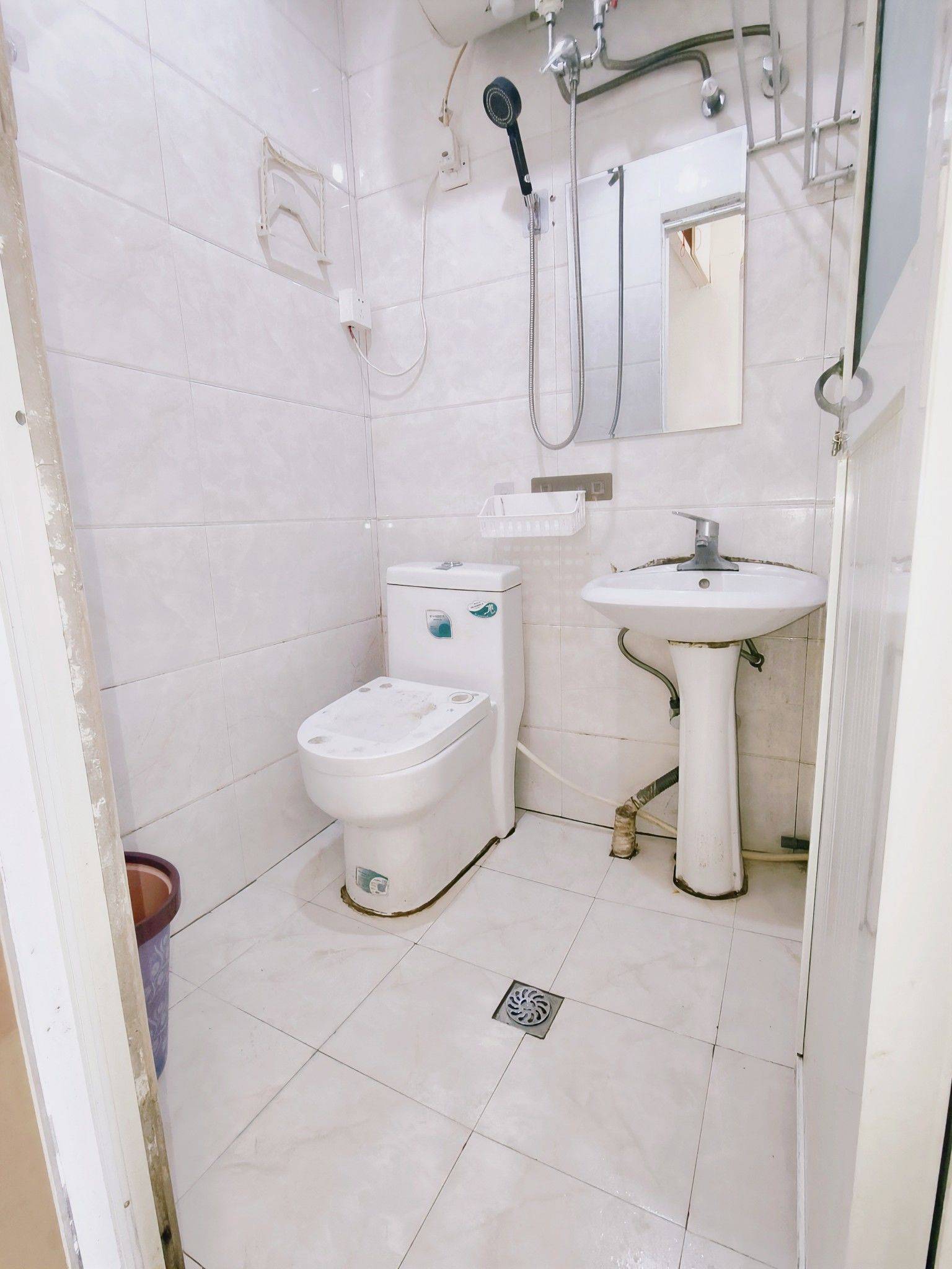 唯（三个月起租）整租房源3