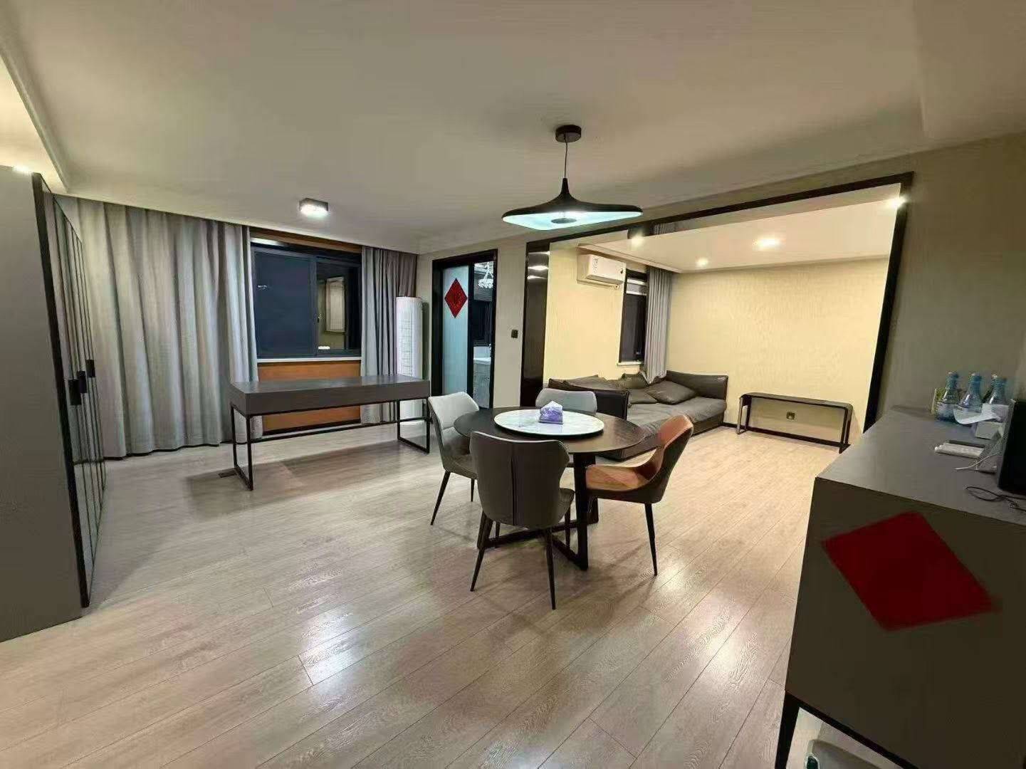 闵行 君怡公寓-1号