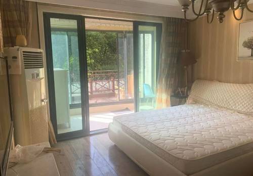 普陀 中远两湾城四期-中潭路100弄330号楼