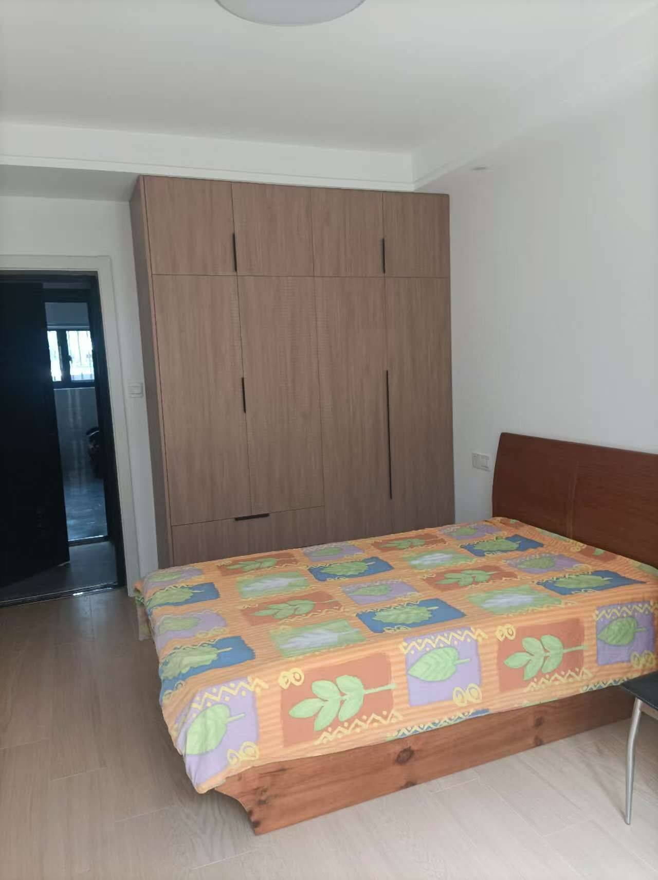 吧唧一口吃不了整租房源3