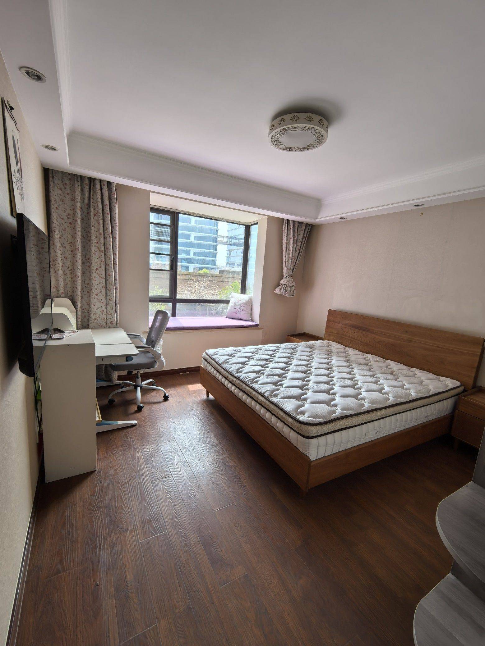 杨浦 盛世御珑湾-5号楼