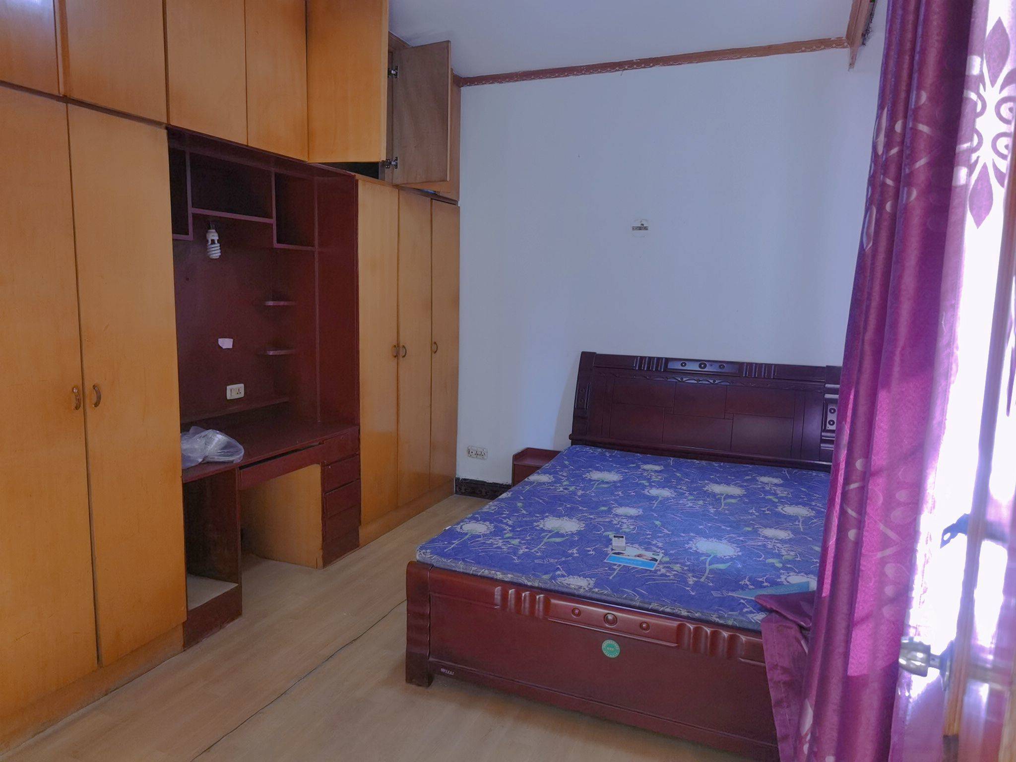 渝中 之港宾馆(大坪地铁站店)