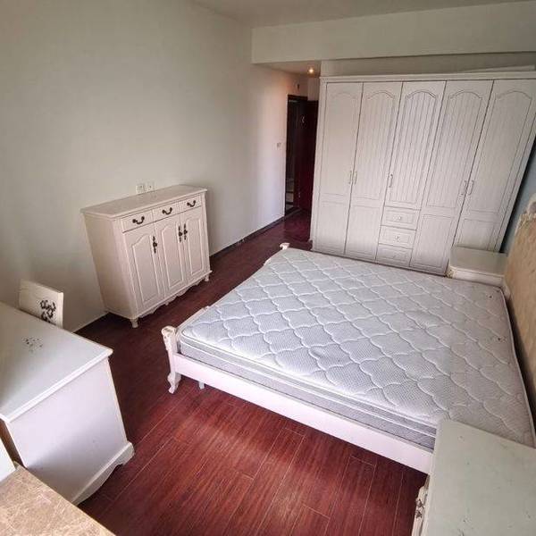 下雨天整租房源3