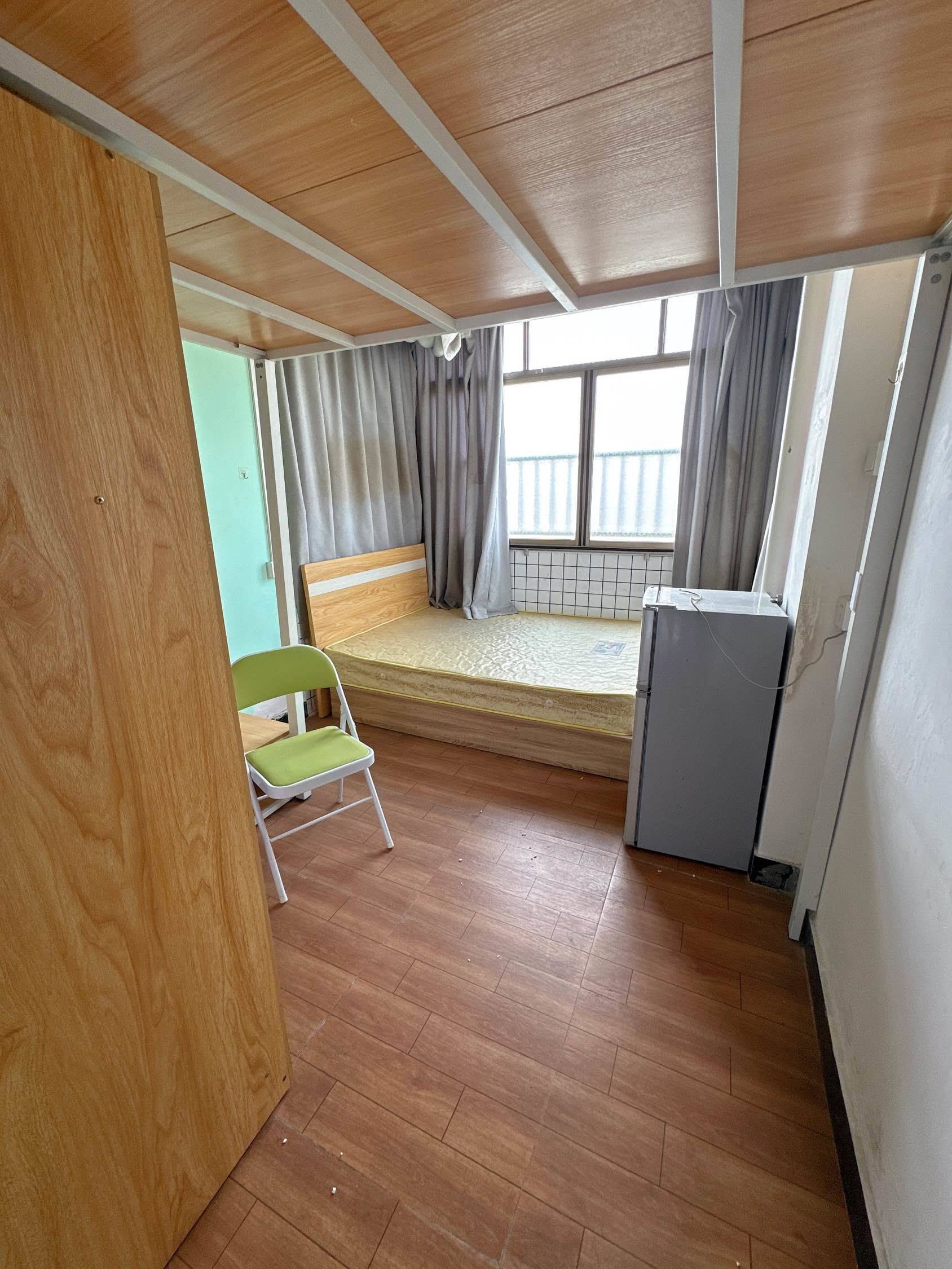 Tianhe 素里见野Hotel(广州天河柯木塱地铁站店)