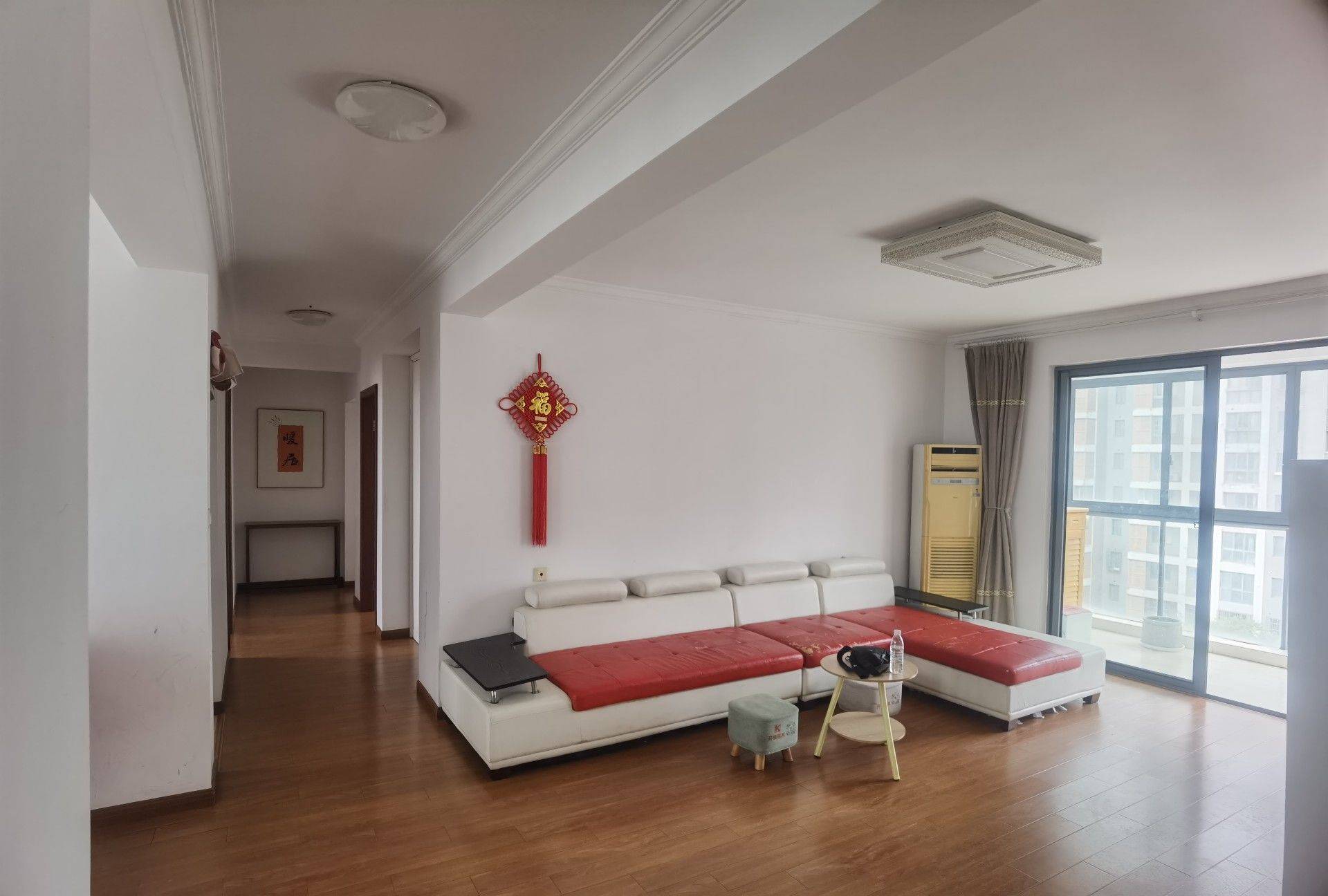 Jiading 远香舫庭苑-8号楼