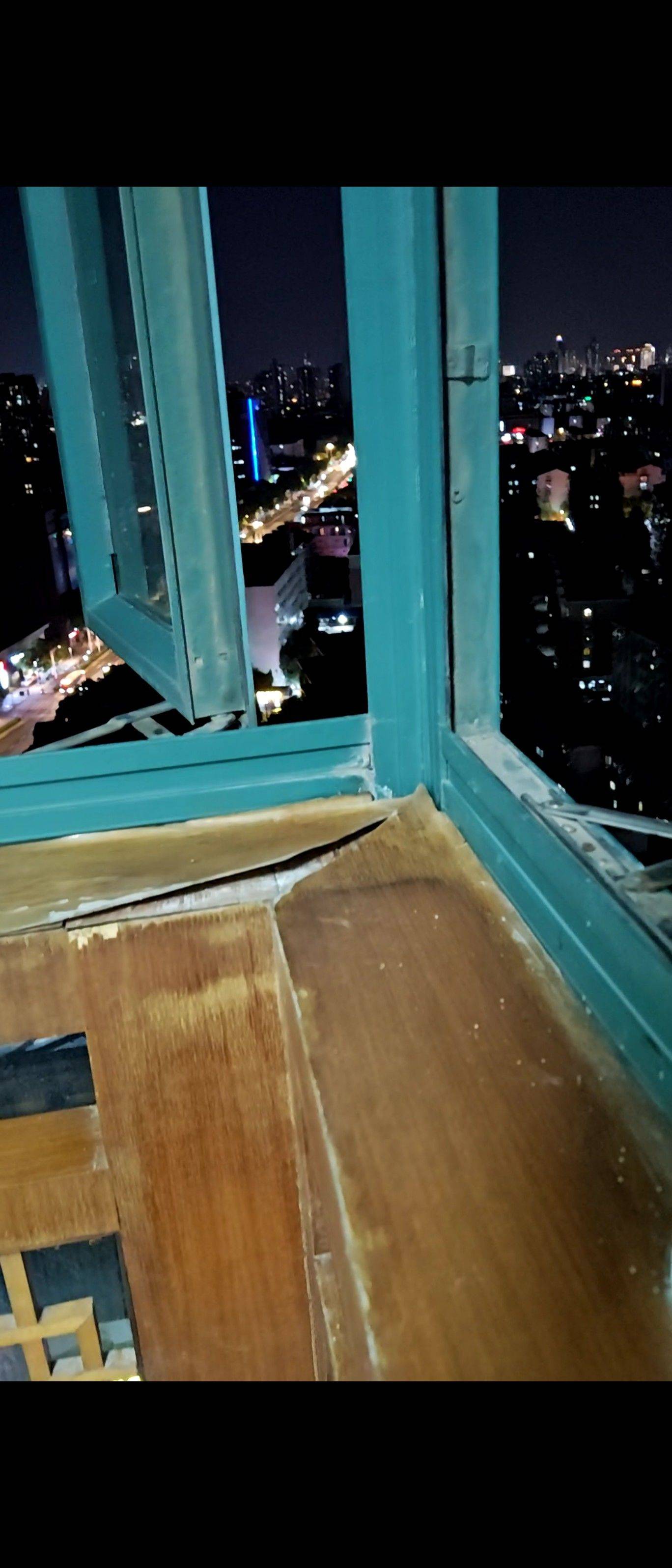 建鄴 千峰彩翠大厦