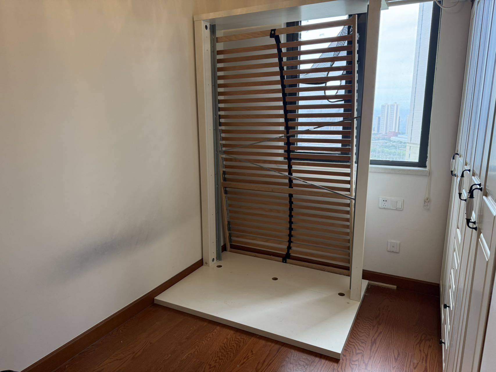 短发（美容须预约）整租房源3