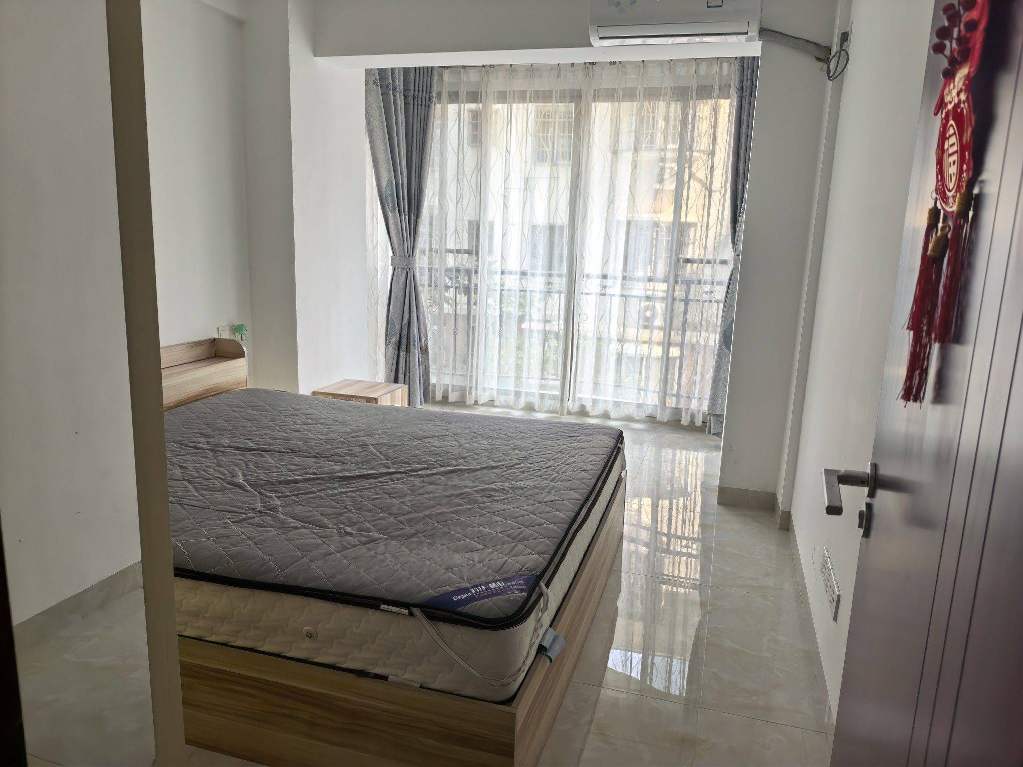 吉阳 芙蓉花园-J栋