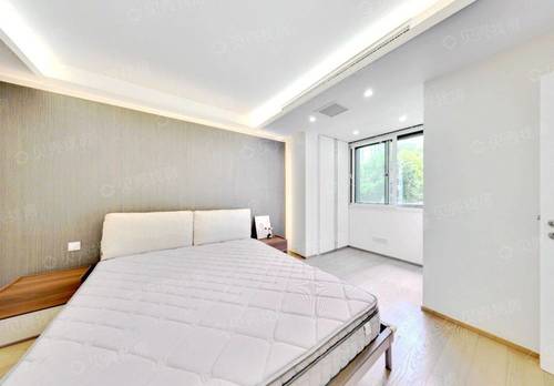 长宁 虹桥河滨花园