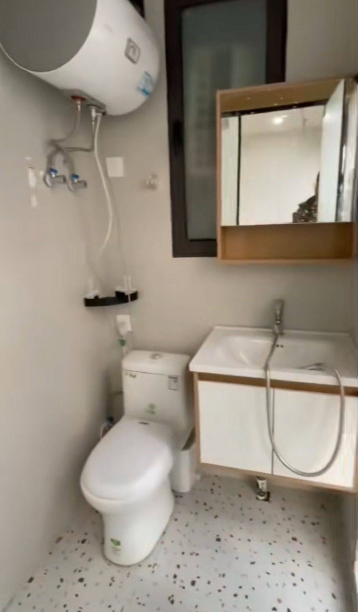 困ᶠᵘᶠᵘ整租房源3