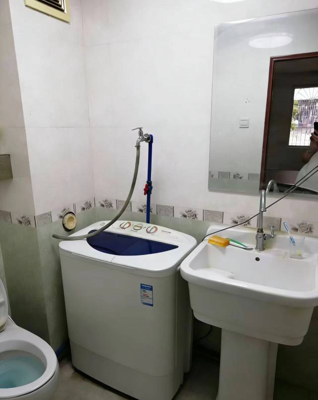 三亚友谊路124平直租整租房源3