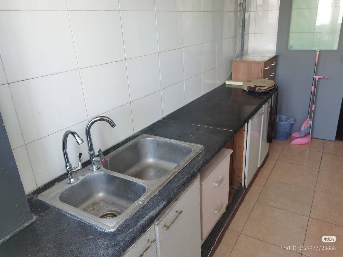 海淀 青云北区17号楼停车场