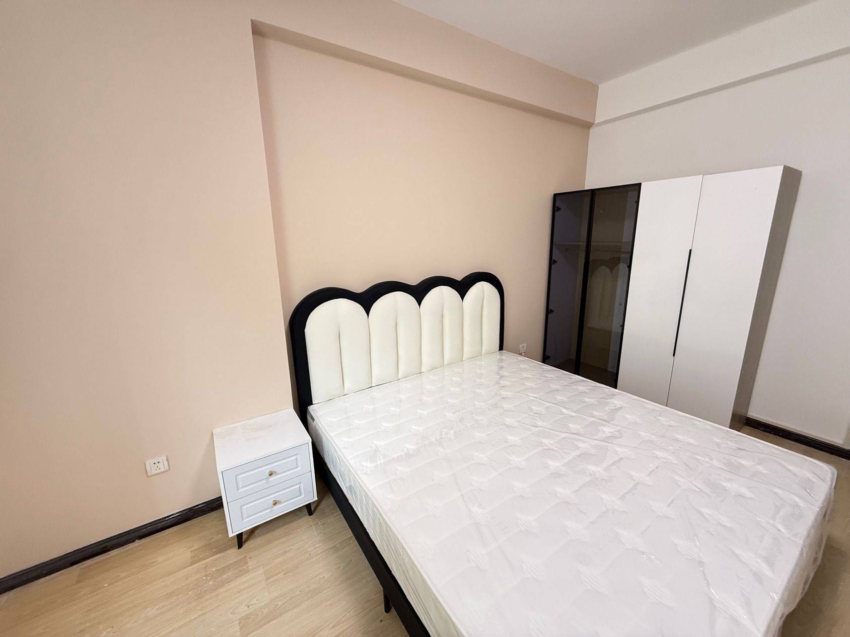 Wuhan Hongshan | 鹏程国际-B座_5