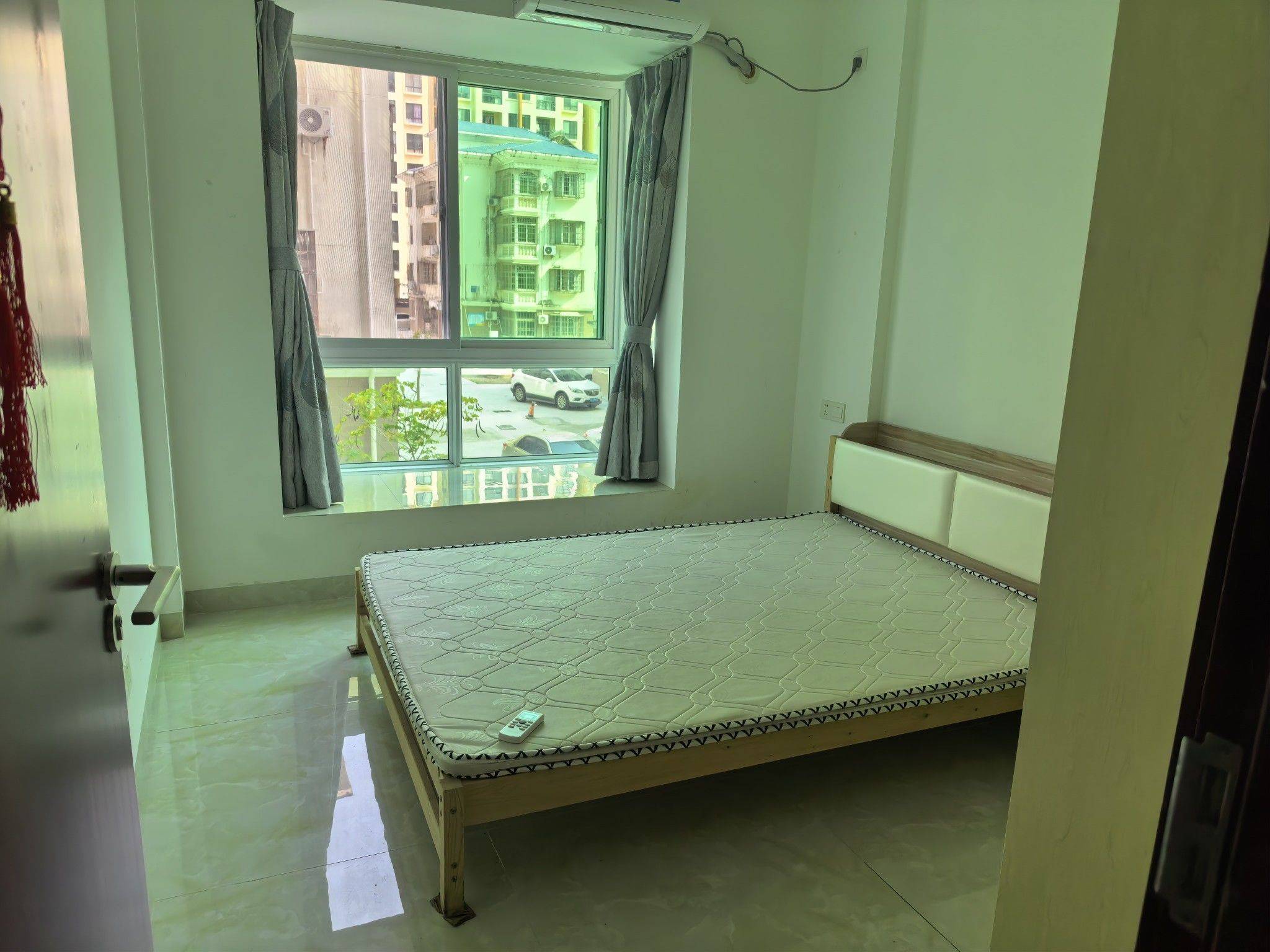 吉阳 芙蓉花园-J栋