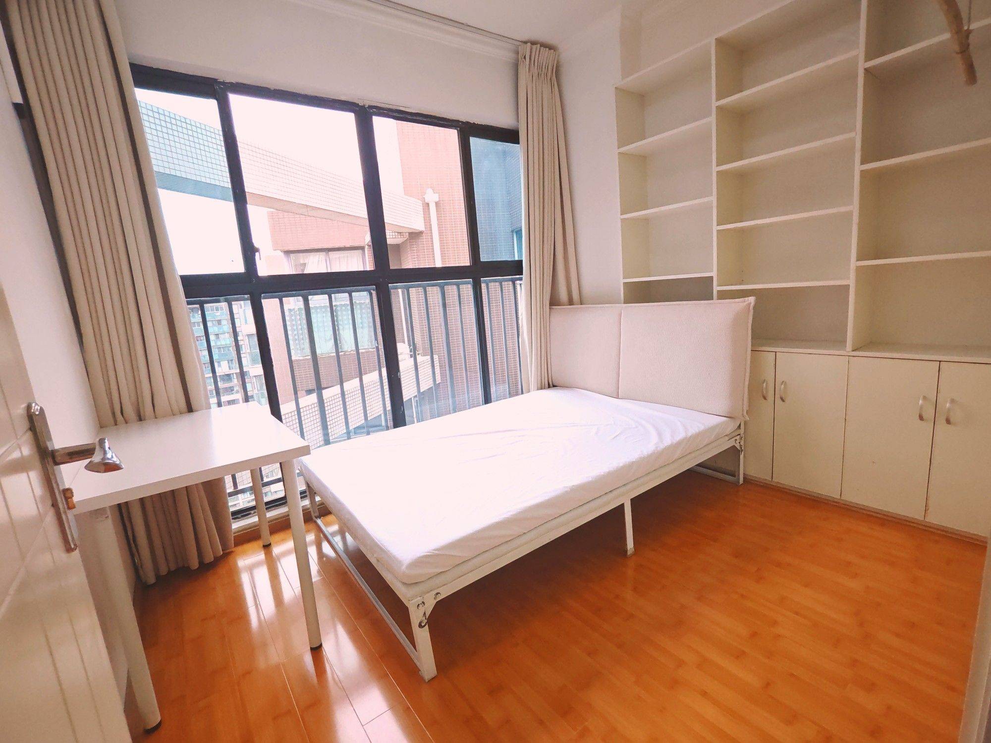 明天一定早睡整租房源3