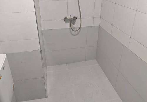 洪山 南湖康泰花园-紫荆苑