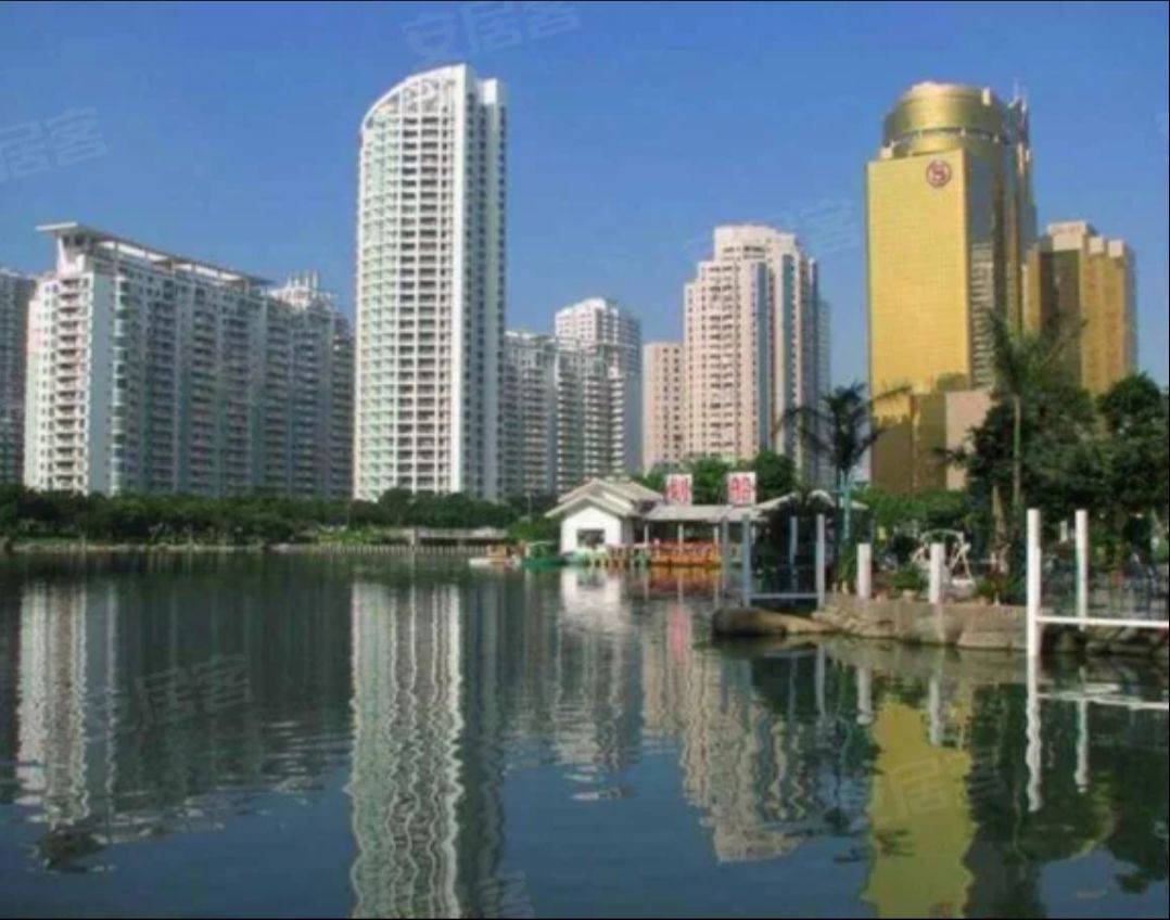 年轻女-溫馨小窩-乾淨治愈