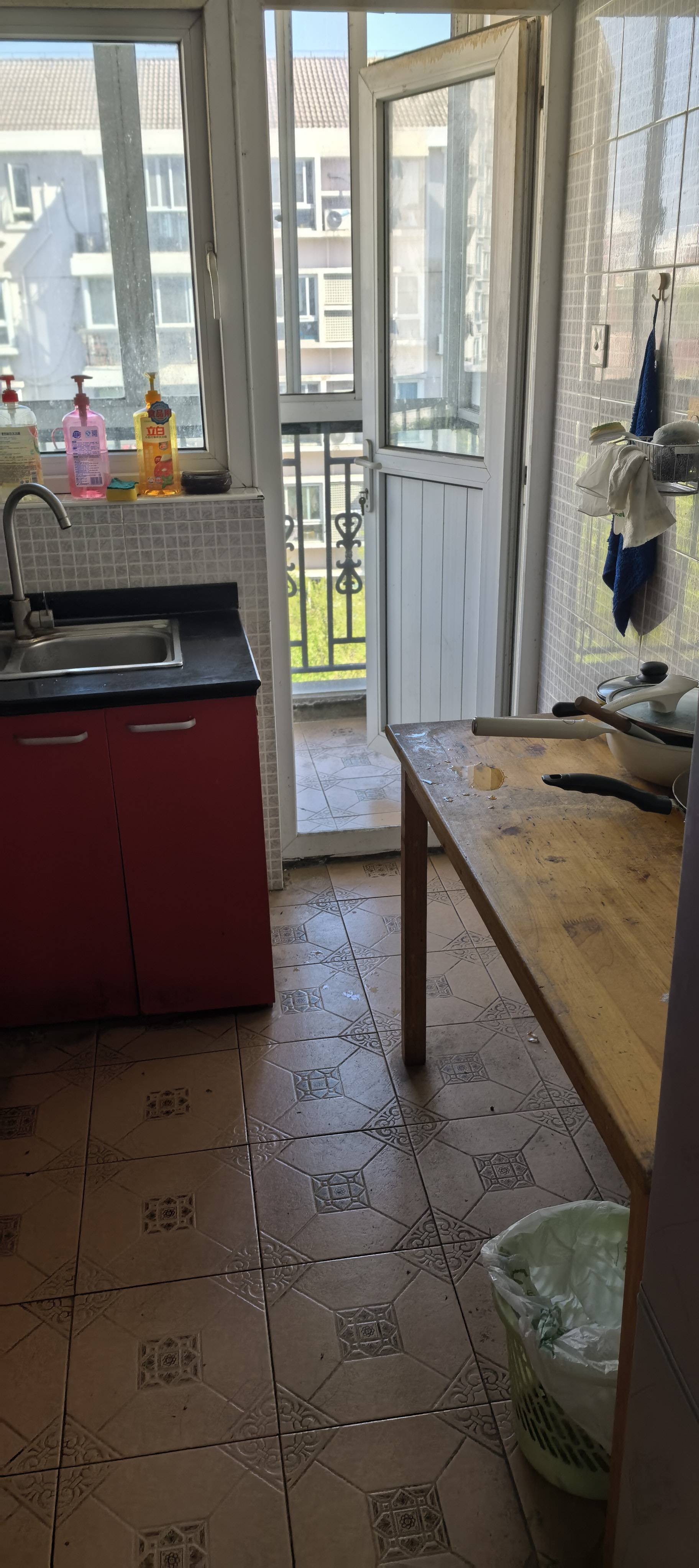 Minhang 滨浦新苑1村