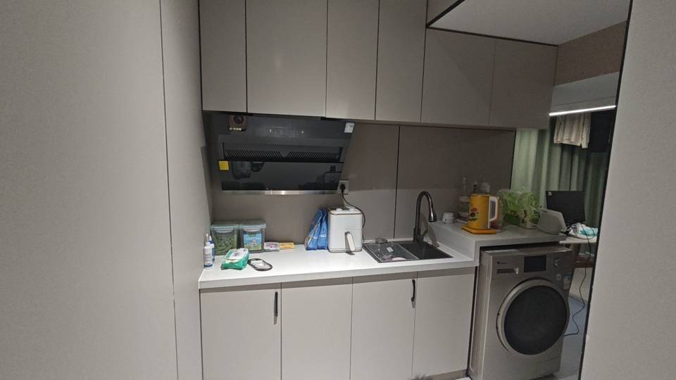 Yinzhou 彩虹国际公寓