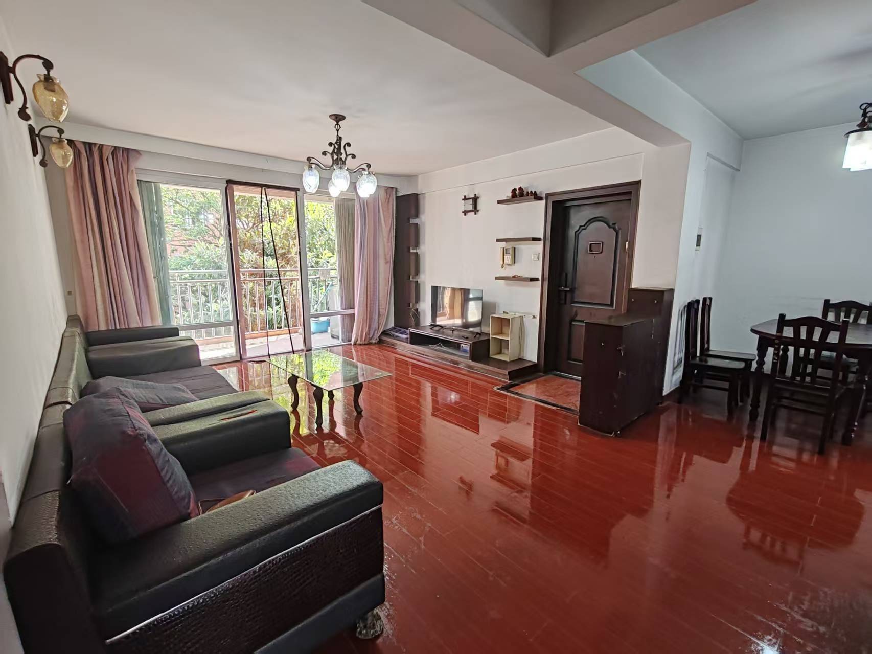 倉山區 金色家园