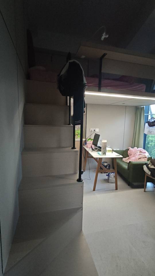 Yinzhou 彩虹国际公寓