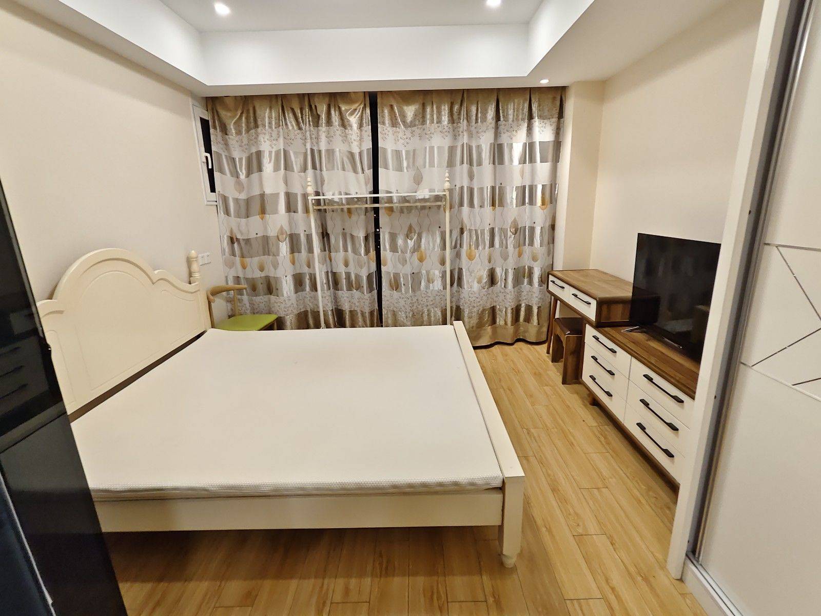 惠山区 万荟城-1号楼