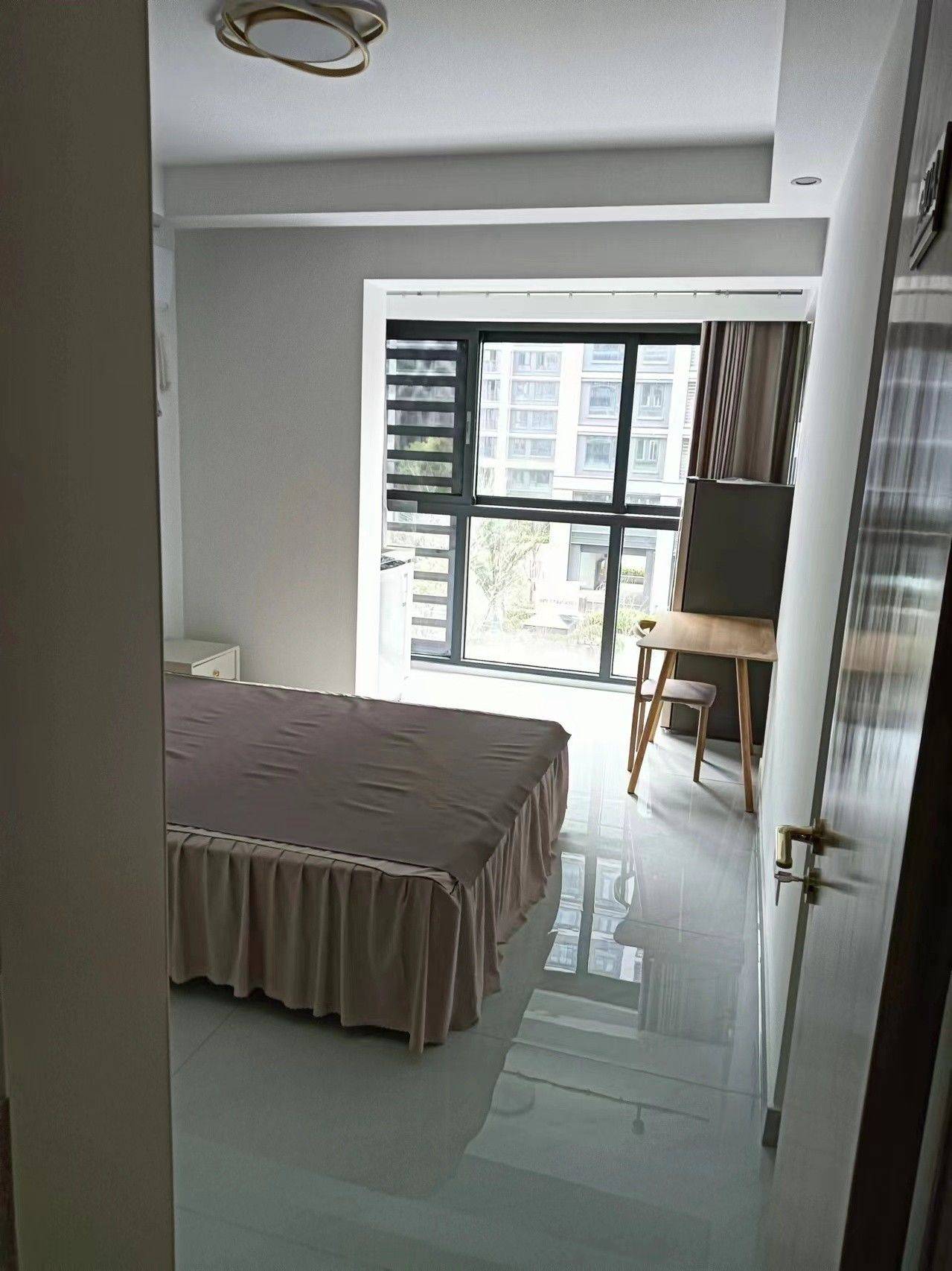 Binjiang 望水华庭-13号楼