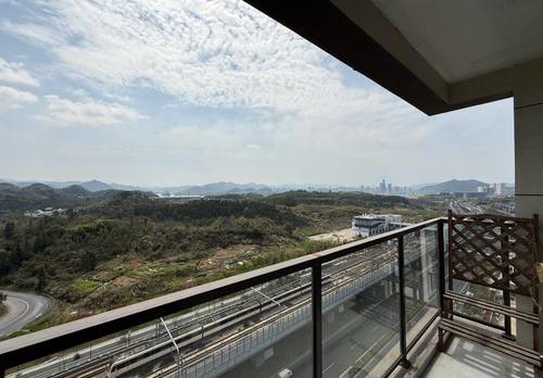 Linan 绿地柏澜晶舍二期-8号楼