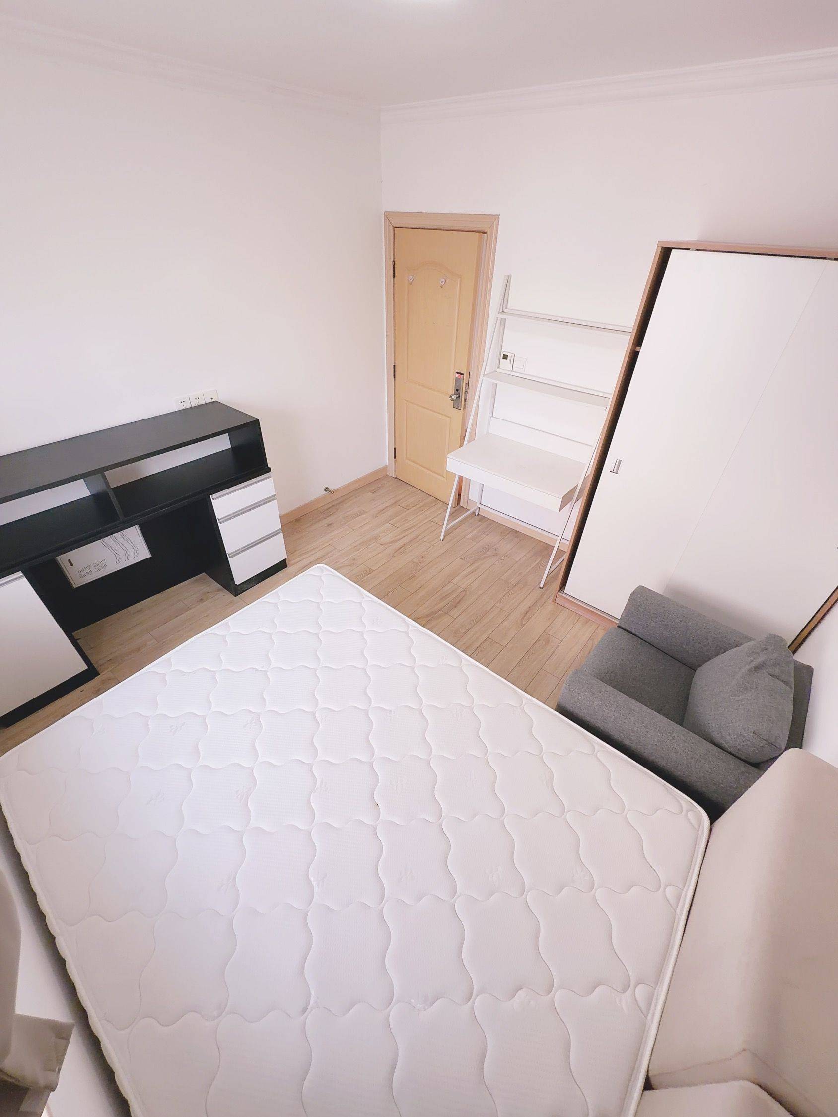 找室友哦！哈哈整租房源3