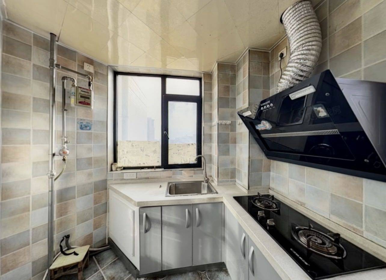 雁塔 天朗·蓝湖树