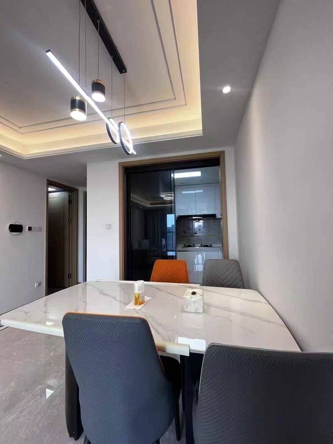 Xiaoshan 龙湖昱泊名府